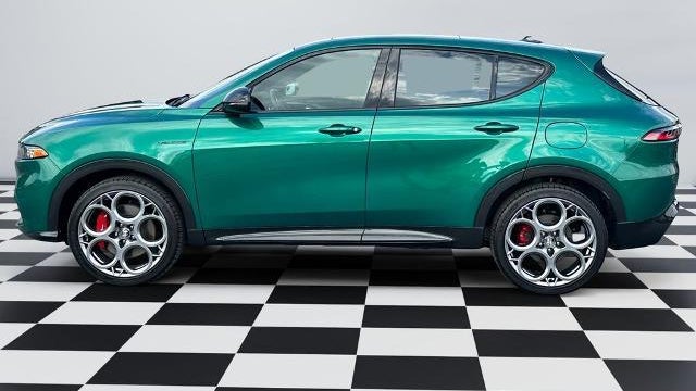 2024 Alfa Romeo Tonale Hybrid Veloce