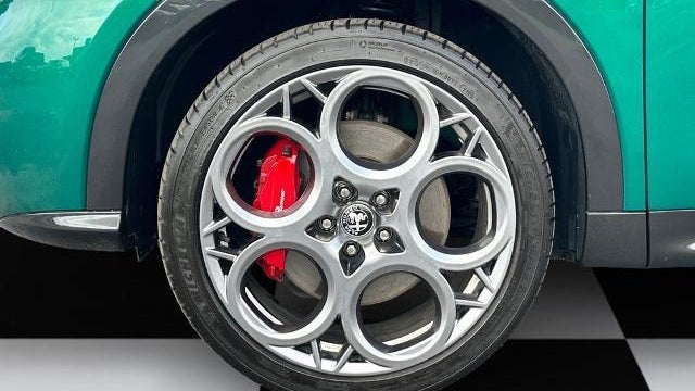 2024 Alfa Romeo Tonale Hybrid Veloce