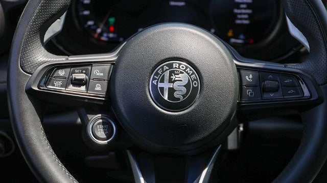 2024 Alfa Romeo Tonale Hybrid Veloce