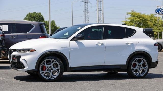 2024 Alfa Romeo Tonale Hybrid Veloce
