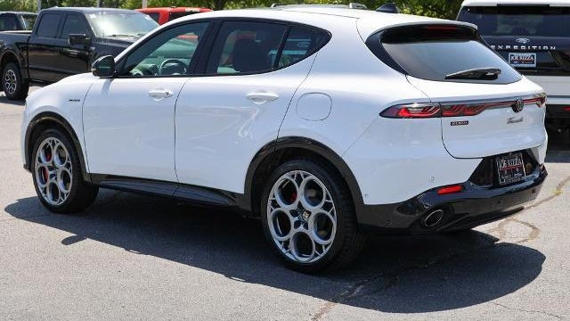 2024 Alfa Romeo Tonale Hybrid Veloce