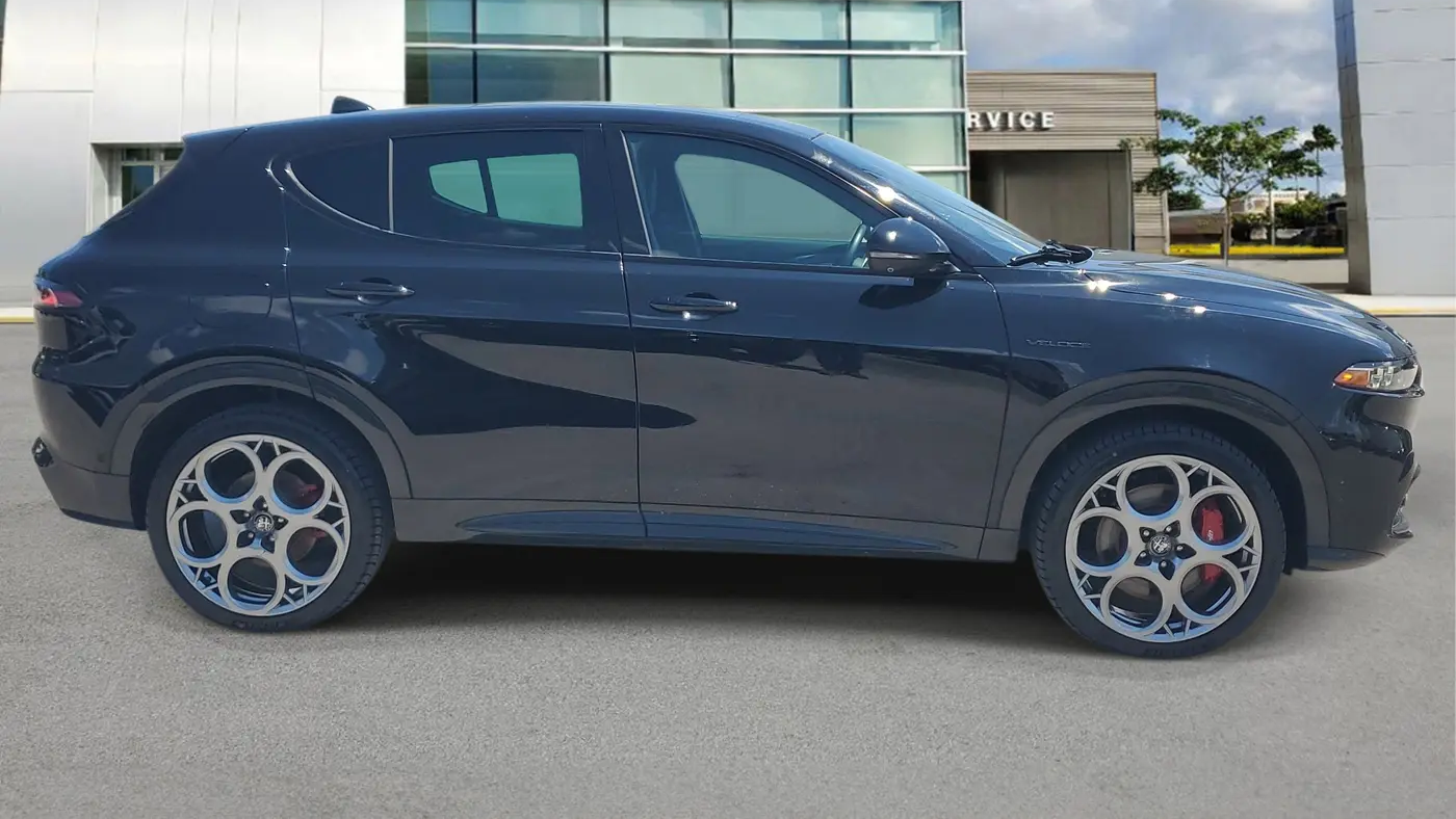 2024 Alfa Romeo Tonale Hybrid Veloce