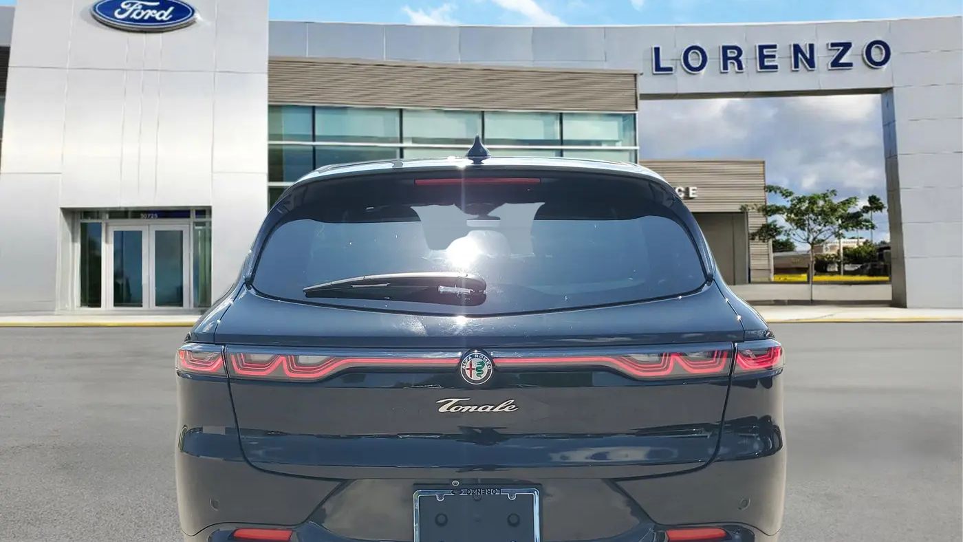 2024 Alfa Romeo Tonale Hybrid Veloce