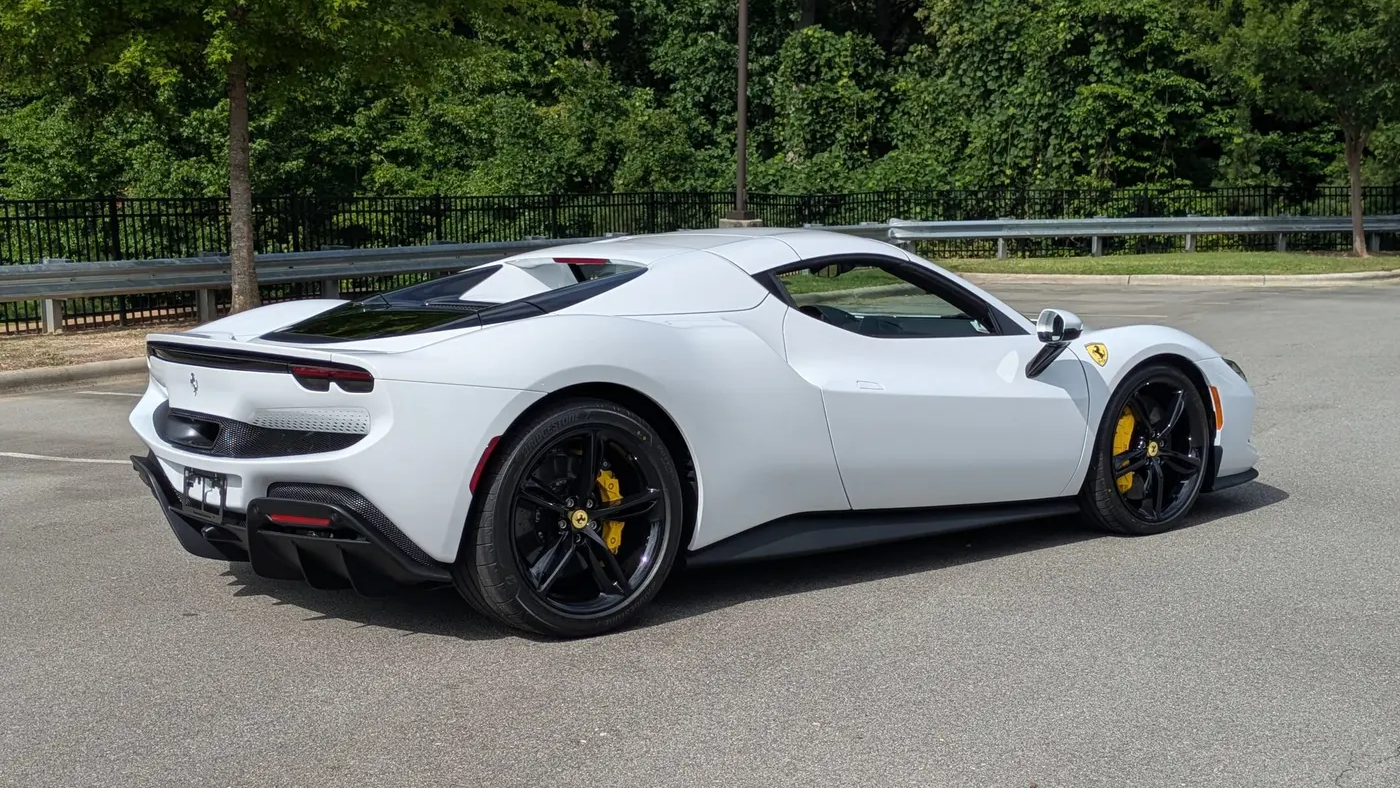 2026 Ferrari 296 GTS Base