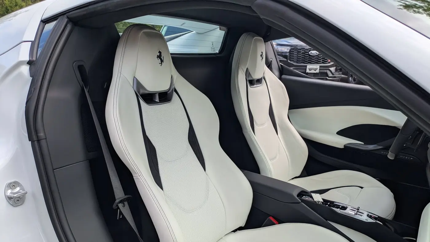 2026 Ferrari 296 GTS Base