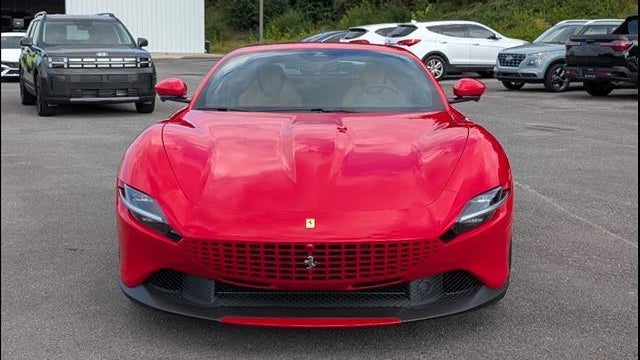 2023 Ferrari Roma Base