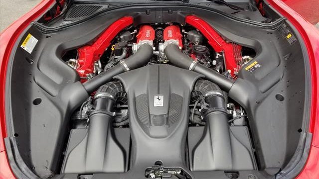 2023 Ferrari Roma Base