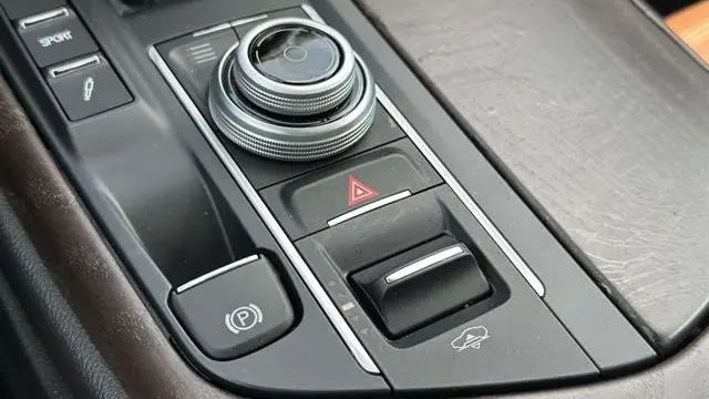 2020 Maserati Levante Base