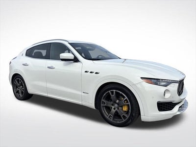 Photo of a 2019 Maserati Levante AWD Granlusso 4DR SUV for sale