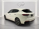 2023 Levante Thumbnail 3