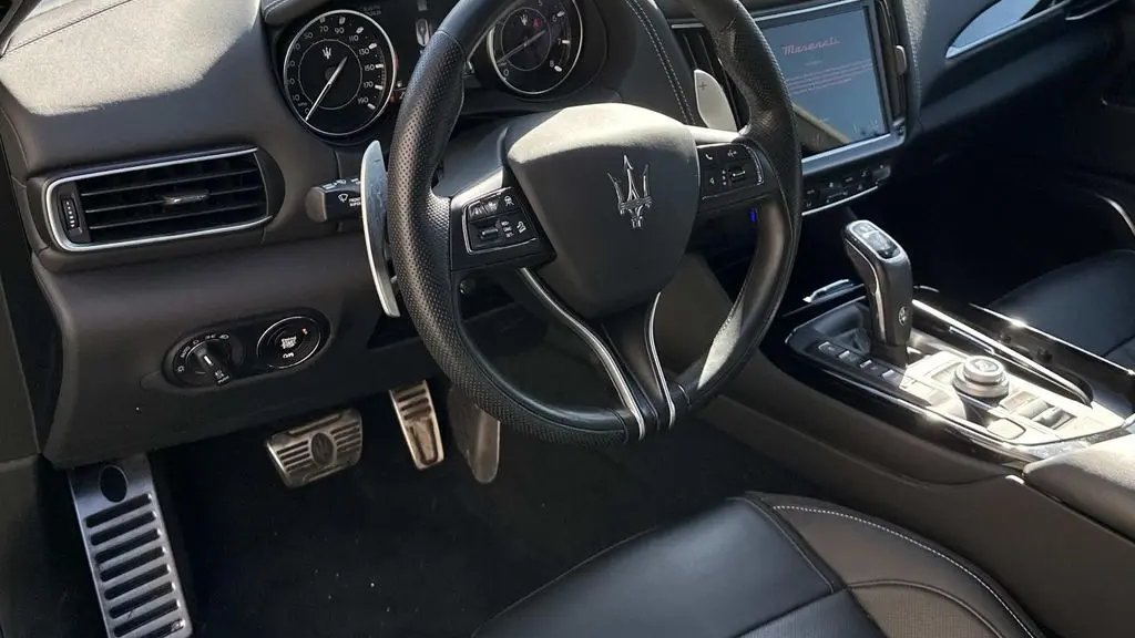 2023 Maserati Levante Modena