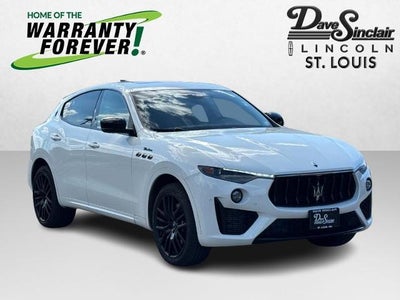 Photo of a 2022 Maserati Levante AWD Modena 4DR SUV for sale