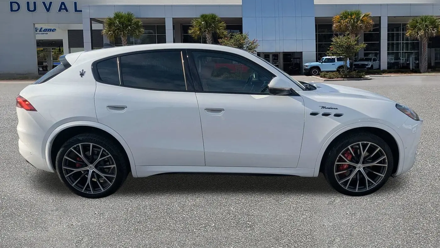 2023 Maserati Grecale Modena