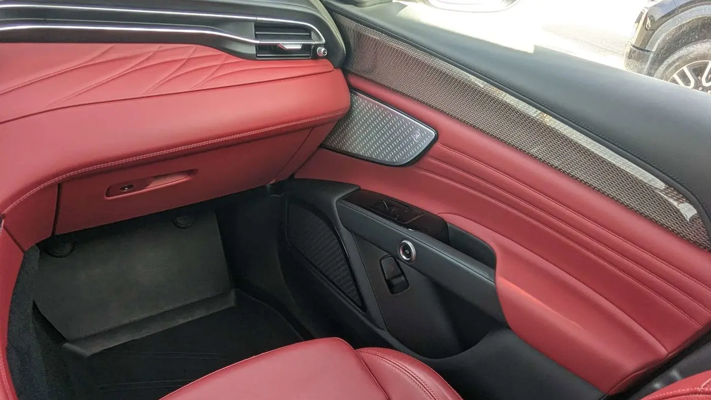 2023 Maserati Grecale Modena