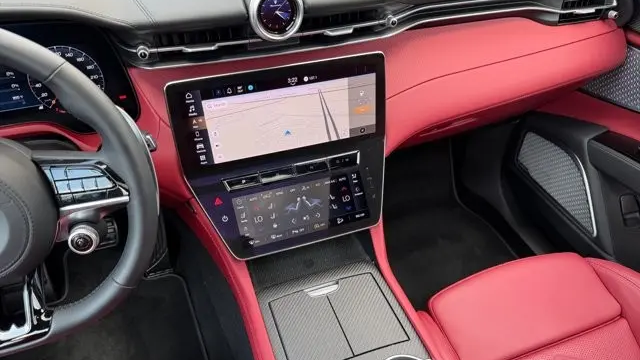 2023 Maserati Grecale Modena