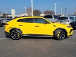 2024 Urus Thumbnail 3