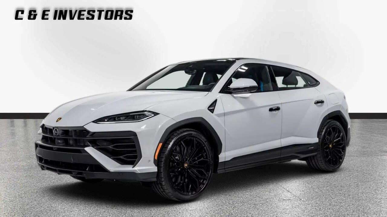 2025 Lamborghini Urus SE